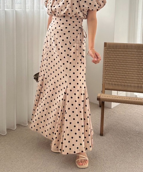 one after another NICE CLAUP（ワンアフターアナザーナイスクラップ）の「【S/Mサイズ】サイドリボンマーメイドスカート（スカート・レディース・ブラック/ピンク/モカ/ドット・SMALL/MEDIUM）」の4枚目の写真