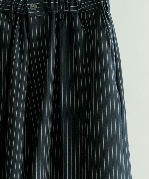 URBAN RESEARCH（アーバンリサーチ）の「URBAN RESEARCH iD　ウーリータックワイドショーツ（その他パンツ・メンズ・ブラック/チャコールグレー/ネイビー・MEDIUM/LARGE）」の16枚目の写真