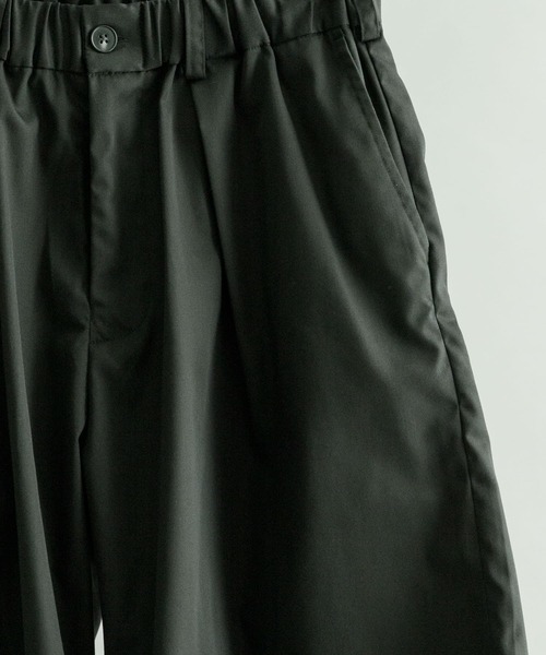 URBAN RESEARCH（アーバンリサーチ）の「URBAN RESEARCH iD　ウーリータックワイドショーツ（その他パンツ・メンズ・ブラック/チャコールグレー/ネイビー・MEDIUM/LARGE）」の17枚目の写真