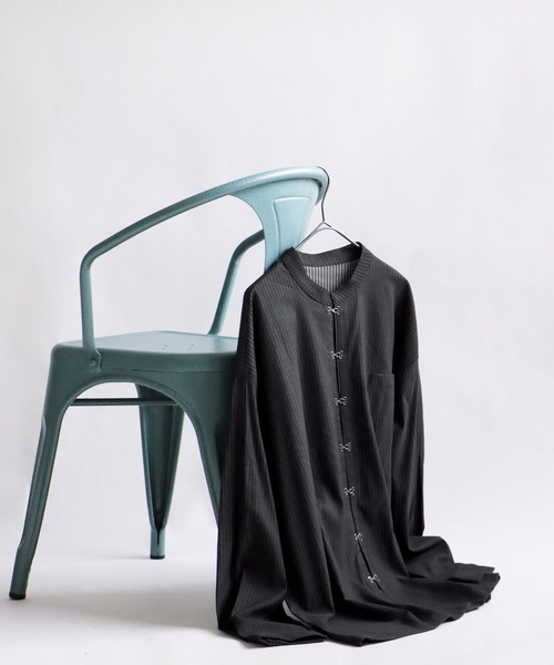 antiqua(アンティカ)の「チャイナ風ストライプシャツ(シャツ/ブラウス・メンズ・ブラック・FREE)」の12枚目の写真