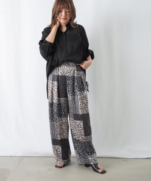 Dolce&Gabbana ヒョウ柄シルクパンツ Dolce&Gabbana ヒョウ柄シルクパンツ レオパード（ヒョウ柄