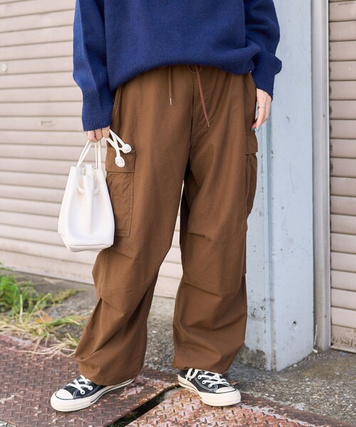 FREAK'S STORE（フリークスストア）の「ミリタリー カーゴパンツ（カーゴパンツ・レディース・オリーブ/ブラウン/ブラック/ピンク/オフホワイト・ﾌﾘ-）」の3枚目の写真