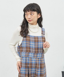 ハイネックカットソー