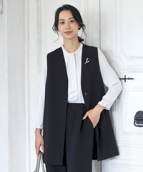 J.PRESS(ジェイプレス)の「【WEB限定カラーあり・洗える】セラテリーダブルクロス ジレ(その他アウター・レディース・ベージュ系/ネイビー系/ブラック系・T13)」の2枚目の写真