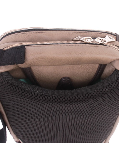 PUレザー 3WAY ショルダーバッグ（ショルダーバッグ）｜MADDEN EQUIPMENT（メデン イクイップメント）