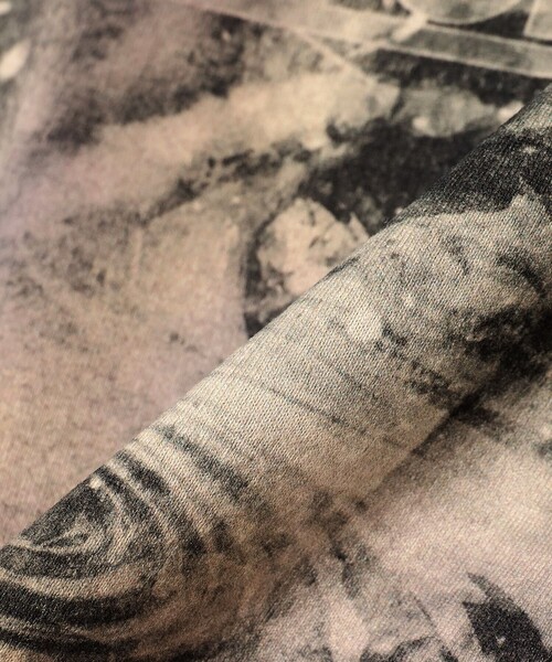 FACCIES（ファチーズ）の「FACCIES / Elbow Cut Used Dyed LS（Tシャツ/カットソー・メンズ・ベージュ・M/L/XL）」の3枚目の写真