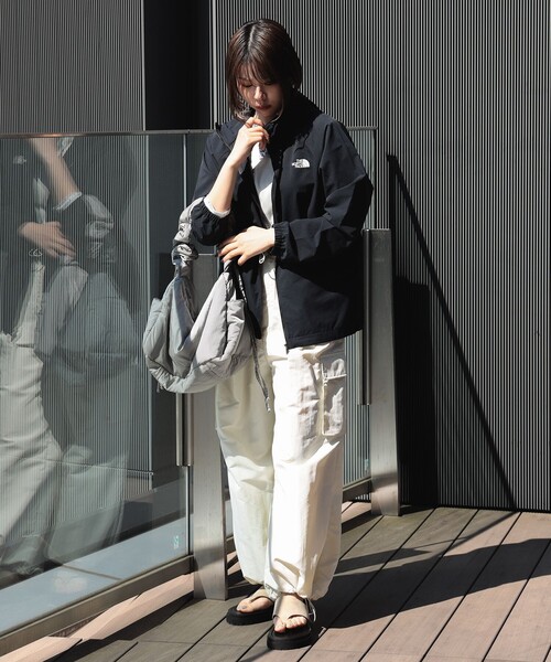 THE NORTH FACE(ザノースフェイス)の「THE NORTH FACE / ビーフリー ジャケット(ブルゾン・レディース・ブラック/グレー・MEDIUM)」の9枚目の写真