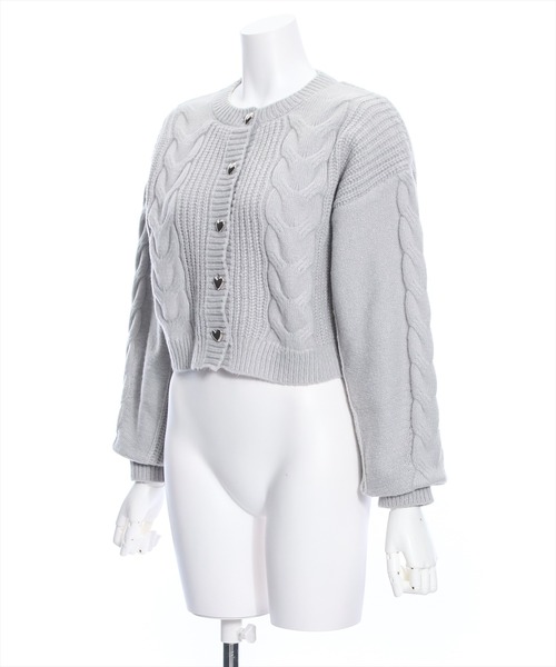 clear（クリア）の「ハート釦ケーブルニットカーディガン≪STAY MOTION≫（ニット/セーター・レディース・グリーン/グレイッシュベージュ/グレー・F）」の4枚目の写真