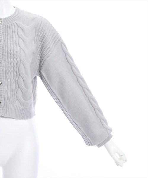 clear（クリア）の「ハート釦ケーブルニットカーディガン≪STAY MOTION≫（ニット/セーター・レディース・グリーン/グレイッシュベージュ/グレー・F）」の9枚目の写真