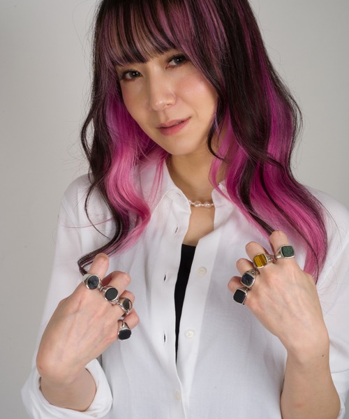 TOM WOOD（トムウッド）の「【TOMWOOD(トムウッド)】Cushion White MOP シルバーリング 指輪（リング・レディース・シルバー・48/50）」の4枚目の写真