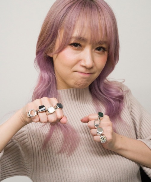 TOM WOOD（トムウッド）の「【TOMWOOD(トムウッド)】Cushion White MOP シルバーリング 指輪（リング・レディース・シルバー・48/50）」の3枚目の写真