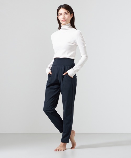Chacott（チャコット）の「【ノーソーイングニット】リブハイネック