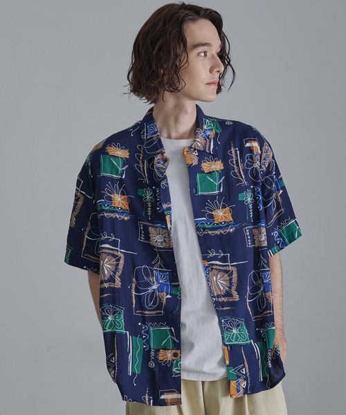 Revo.(レボ)の「【Revo.】フラワーアートパターン/ショートスリーブシャツ/レーヨン/メンズ(シャツ/ブラウス・メンズ・ホワイト/ネイビー/カーキ・M/L)」の15枚目の写真
