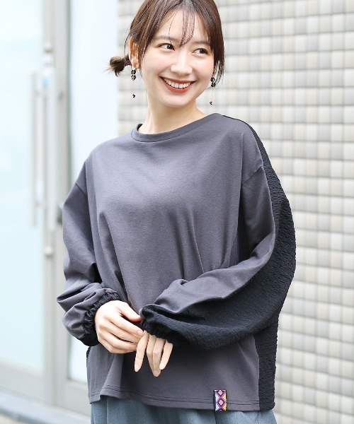 チチカカ(チチカカ)の「2WAYポコポココンビプルオーバー(Tシャツ/カットソー・レディース・ホワイト/カーキ/チャコールグレー・FREE)」の2枚目の写真