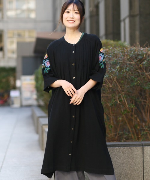 ウォッシャブルレーヨン麻刺繍ワンピース（ワンピース