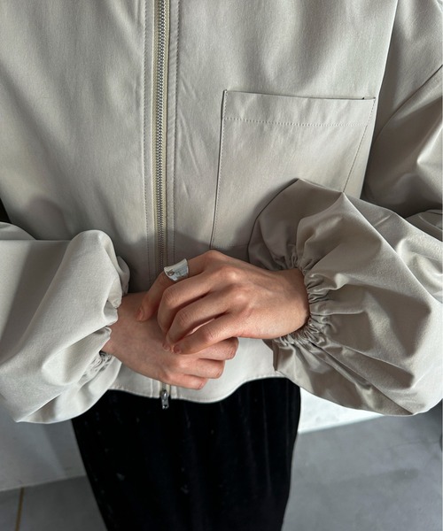 feepur（フェピュール）の「ダブルZIPボリュームシャツ（シャツ