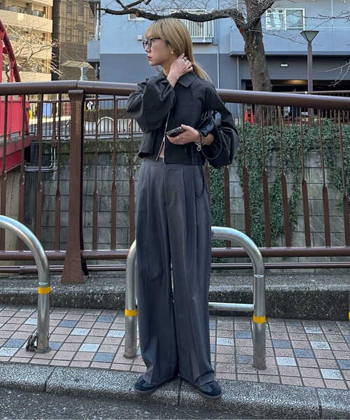 feepur（フェピュール）の「ダブルZIPボリュームシャツ（シャツ/ブラウス・レディース・アイボリー/ブラック・MEDIUM）」の3枚目の写真