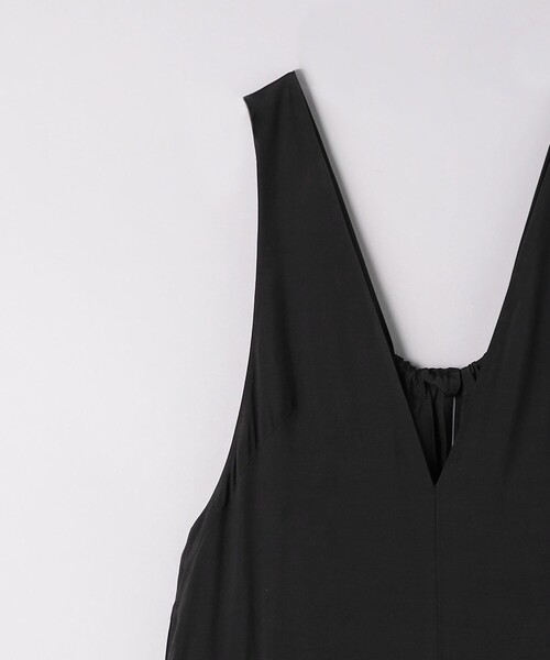 SACRA オールインワン 24SS 38 SACRA（サクラ）の「＜SACRA＞Vネック オールインワン