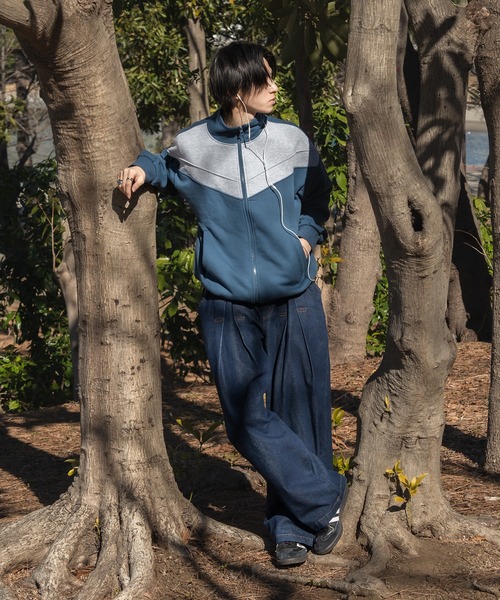 Adoon plain(アドーンプレーン)の「バイカラースウェットトラックジャケット(ジャージ・メンズ・ダークブルー・MEDIUM/LARGE)」の21枚目の写真