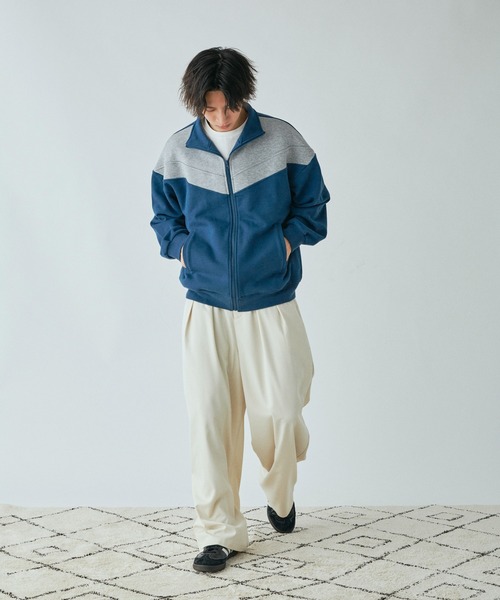 Adoon plain(アドーンプレーン)の「バイカラースウェットトラックジャケット(ジャージ・メンズ・ダークブルー・MEDIUM/LARGE)」の9枚目の写真