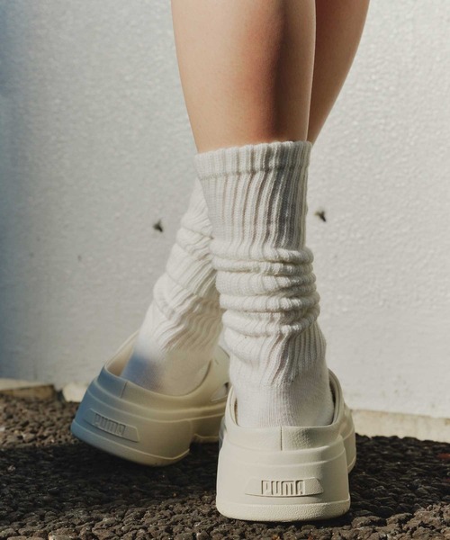 【新品】PUMA プーマウィメンズミュール　サンダル PUMA スニーカー プーマ ウィメンズ ソフトライド ルビー