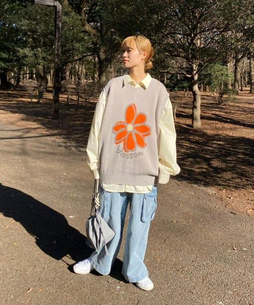 CIAOPANIC TYPY(チャオパニックティピー)の「【UNISEX】オーバーサイズブロードレギュラーカラーシャツ(シャツ/ブラウス・メンズ・ブラック/ブルー/イエロー/グリーン/ホワイト・X-LARGE/LARGE/MEDIUM/SMALL)」の19枚目の写真