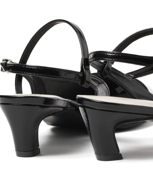 LEPSIM（レプシィム）の「アシメヒールパンプス　994934（パンプス・レディース・シルバー/オフホワイト/ブラック・LARGE/MEDIUM）」の8枚目の写真