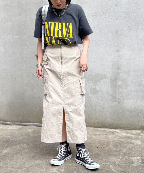 fredy emue（フレディエミュ）の「ポケ付きカーゴスカート（スカート・レディース・ベージュ/カーキ・36/38）」の3枚目の写真