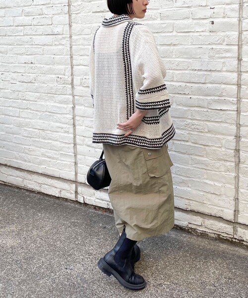 fredy emue（フレディエミュ）の「ポケ付きカーゴスカート（スカート・レディース・ベージュ/カーキ・36/38）」の14枚目の写真