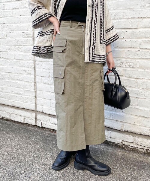 fredy emue（フレディエミュ）の「ポケ付きカーゴスカート（スカート・レディース・ベージュ/カーキ・36/38）」の16枚目の写真