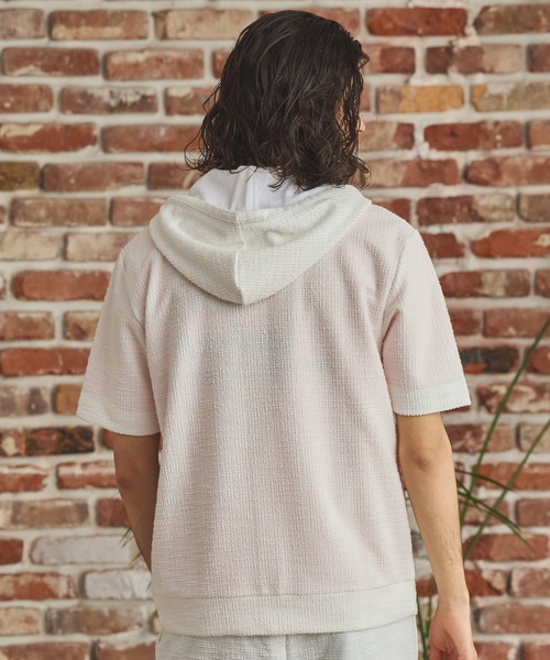 RATTLE TRAP（ラトルトラップ）の「スラブジャガード半袖ジップパーカー（パーカー・メンズ・ホワイト/ブラック・LL/L/M）」の6枚目の写真