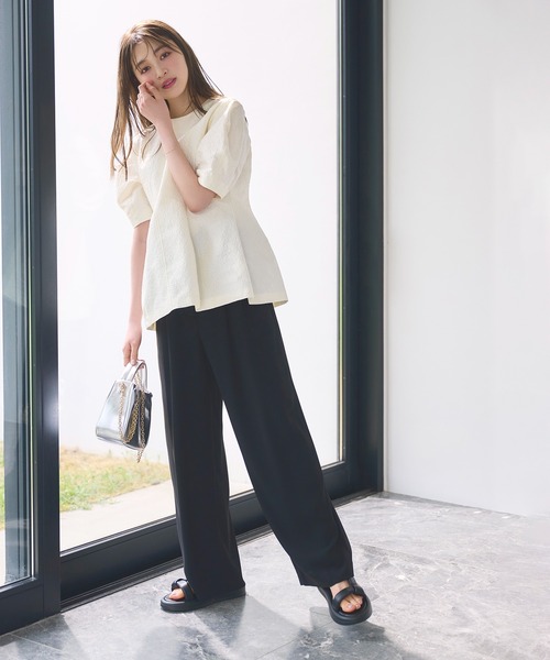 NATURAL BEAUTY BASIC(ナチュラルビューティーベーシック)の「◇ベルテッドバックサテンパンツ(その他パンツ・レディース・ブラック/マスタード・MEDIUM/SMALL)」の1枚目の写真