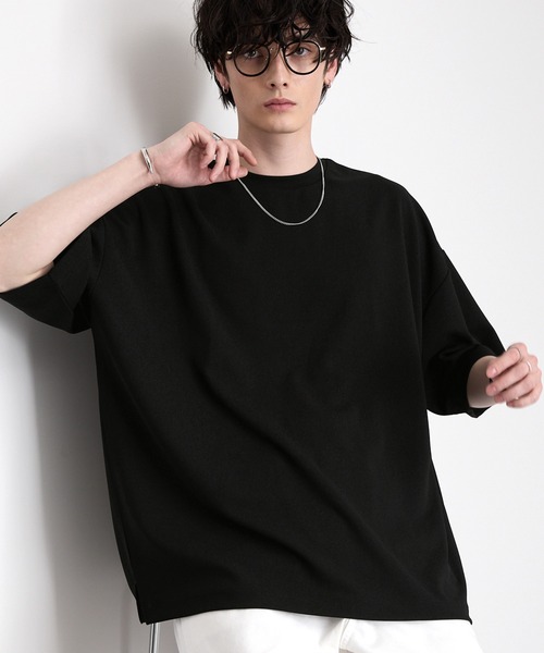 MONO-MART(モノマート)の「クールドライアムンゼン オーバーサイズサイドスリットベーシックカットソー(Tシャツ/カットソー・メンズ・ネイビー/チャコール/アイボリー/ブルー/ワイン/ブラック/ダークブラウン/ピンク/ライトグレー/ミント・S/L/M)」の2枚目の写真