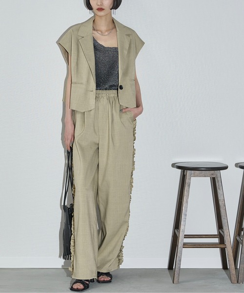 THE YOn（ザヨン）の「バックリボンフレンチスリーブショートテーラードジャケット（テーラードジャケット・レディース・サンドベージュ/レディッシュグレー・FREE）」の10枚目の写真