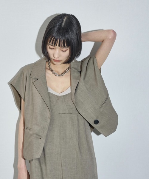 THE YOn（ザヨン）の「バックリボンフレンチスリーブショートテーラードジャケット（テーラードジャケット・レディース・サンドベージュ/レディッシュグレー・FREE）」の20枚目の写真