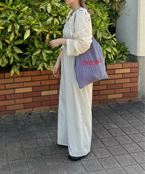y/m by misato(イムバイミサト)の「エステルツイルシャーリングサロペット(サロペット/オーバーオール・レディース・アイボリー/ブラック・FREE)」の20枚目の写真