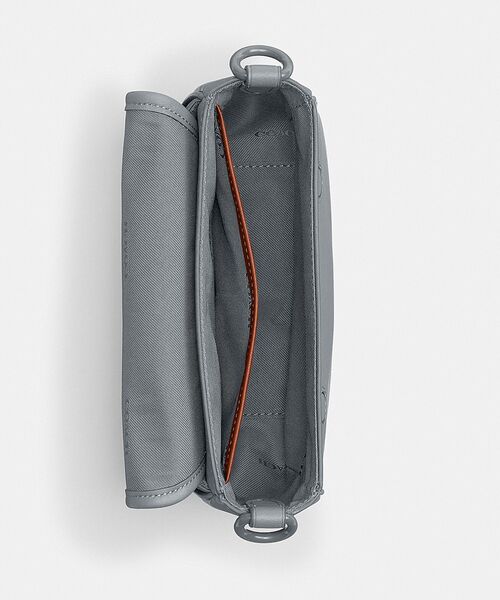 【 COACH 】 チャーター フラップ クロスボディ 18 COACH（コーチ）の「チャーター フラップ クロスボディ 18