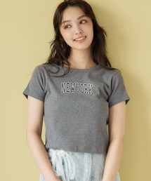 クロップド丈ロゴリブTシャツ