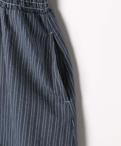 BAYFLOW(ベイフロー)の「シャーリングワンピース(KIDS)(ワンピース・キッズ・ブルー/ネイビー/グリーン・110cm/120cm/130cm/140cm/150cm)」の6枚目の写真