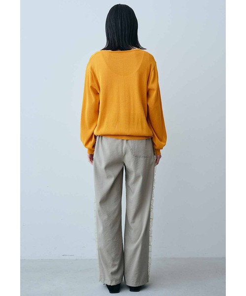 MEDE19F(メデジュウキュウ)の「MEDE19F マンテルボタンのUVカーディガン(カーディガン/ボレロ・レディース・ブラック/イエロー/ブルー・MEDIUM/LARGE)」の6枚目の写真