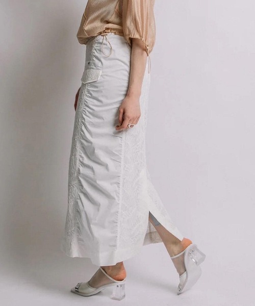 AULA AILA（アウラアイラ）の「AULA AILA/アウラアイラ/LACE COMBINATION STRAIGHT SKIRT（スカート・レディース・ブラック/ホワイト系2・0/1）」の13枚目の写真