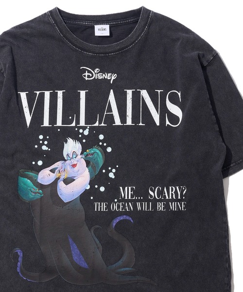 Disney(ディズニー)の「【Disney VILLAINS】マガジンプリントTシャツ / ヴィンテージライクロックT(Tシャツ/カットソー・レディース・ブラック系1/ブラック系3/ブラック系2/ブラック系4・MEDIUM/LARGE/X-LARGE)」の11枚目の写真