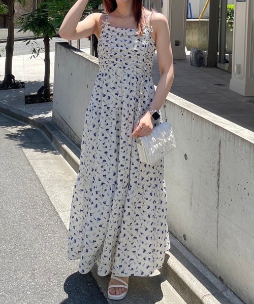 one after another NICE CLAUP（ワンアフターアナザーナイスクラップ）の「ヘアクリップリボン付き/ティアードキャミワンピース（ワンピース・レディース・ホワイト系その他/オフホワイト/レッド/ブラック/ベージュ/ブラック系その他2/ブラック系その他/ブラウン系その他・FREE）」の14枚目の写真