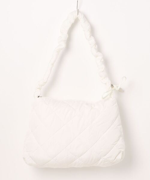 apres jour clair（アプレジュールクレア）の「【apres jour clair×ARIAZ】ポコポコショルダーバッグ（ショルダーバッグ・レディース・ピンクベージュ/ライトブルー/ブラック/ホワイト・FREE）」の17枚目の写真