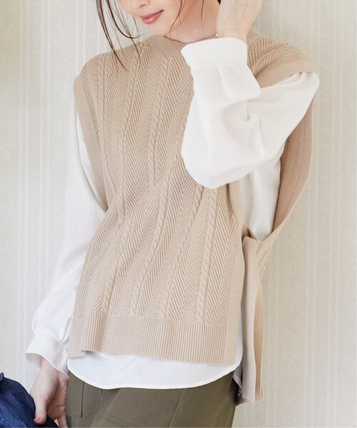 ikka(イッカ)の「【雑誌InRed10月号掲載】サイドリボンニットベスト(ベスト・レディース・チャコールグレー/ベージュ/ネイビー/マスタード・M/L/S)」の15枚目の写真