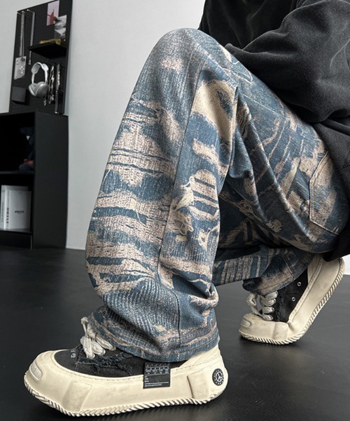 DEVICE（デバイス）の「トロンプルイユ柄 韓国 古着風 ダメージ ウォッシュ デニム エフェクト ワイド パンツ（デニムパンツ・レディース・ブルー・FREE）」の3枚目の写真