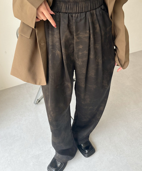 Ada.（エイダ）の「ニュアンス 水彩タッチデザイン イージーワイドパンツ（その他パンツ・レディース・ホワイト/ブラック・FREE）」の17枚目の写真