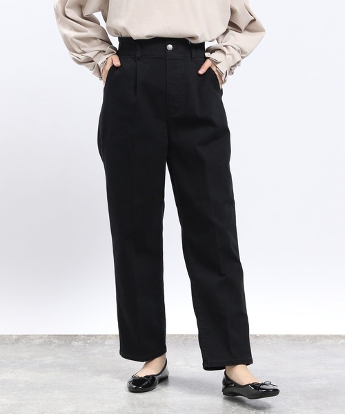 GLOBAL WORK Smile Seed Store（グローバルワーク スマイルシードストア）の「デニムタックテーパード/115994（デニムパンツ・レディース・ライトブルー/ブラック/ブルー/アイボリー・X-LARGE/LARGE/MEDIUM/SMALL）」の3枚目の写真