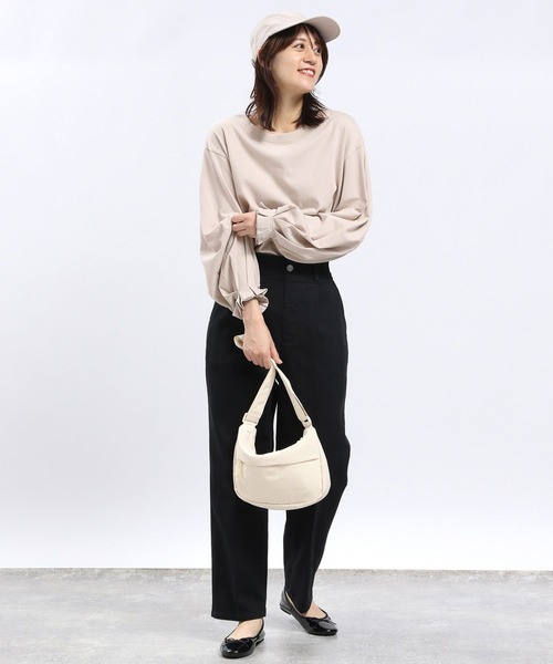 GLOBAL WORK Smile Seed Store（グローバルワーク スマイルシードストア）の「デニムタックテーパード/115994（デニムパンツ・レディース・ライトブルー/ブラック/ブルー/アイボリー・X-LARGE/LARGE/MEDIUM/SMALL）」の12枚目の写真