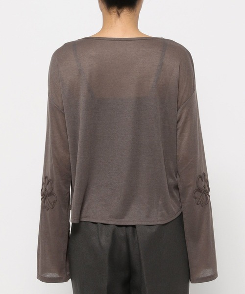 mysty woman（ミスティウーマン）の「フラワーコード刺繍プルオーバー　150087（Tシャツ/カットソー・レディース・オフホワイト/チャコールグレー/ブラック・FREE）」の12枚目の写真